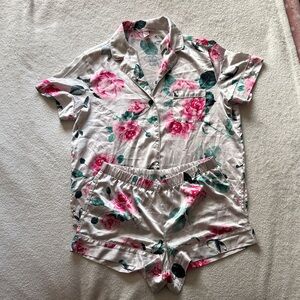 Victoria's Secret Floral Pajama Set in Pink and Green